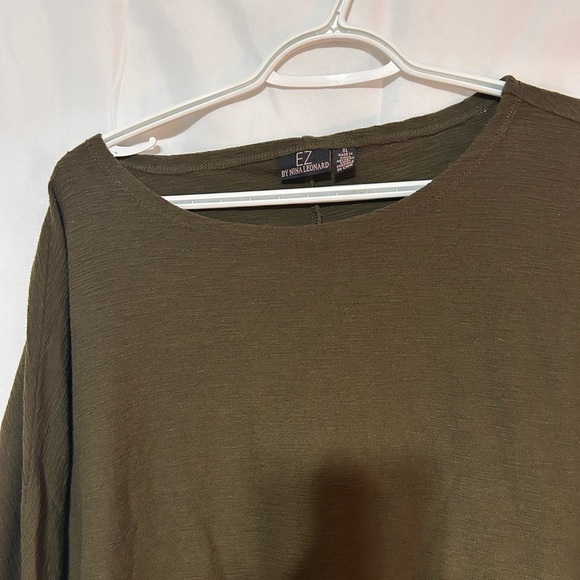 Nina Leonard Khaki Women's Tunic Top XL - batwing sleeves- like new - Picture 3 of 11